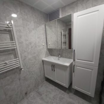 BANYO DOLABI