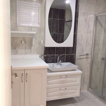 Çankaya Banyo Dolabı